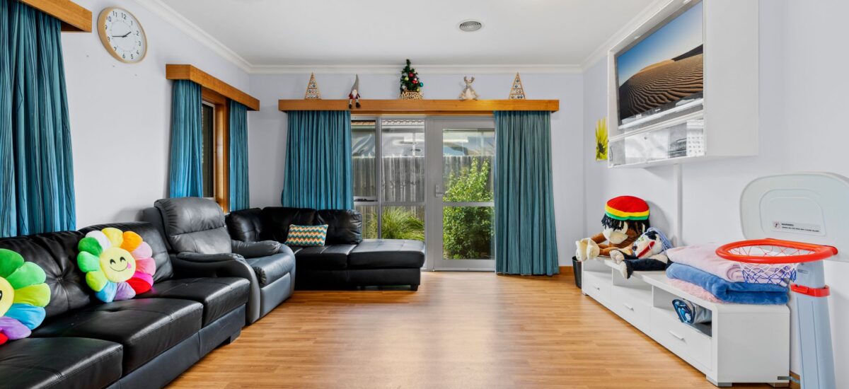 IL Vacancy - Deer Park - Property - 837