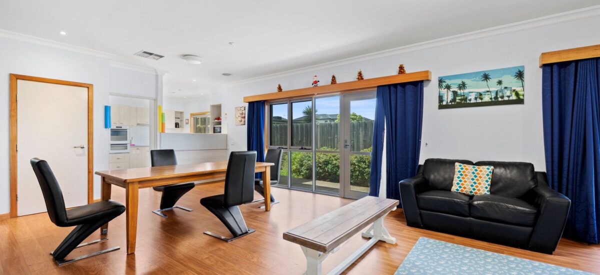 IL Vacancy - Deer Park - Property - 837