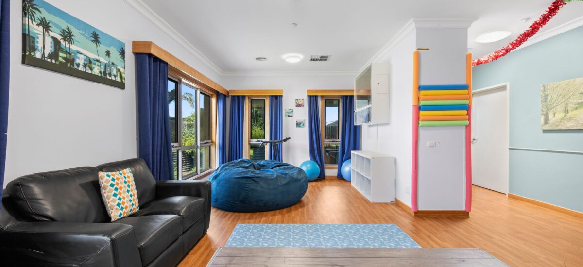 IL Vacancy - Deer Park - Property - 837