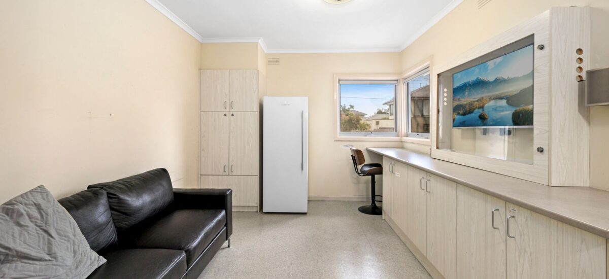 IL Vacancy - Mentone - Property - 478