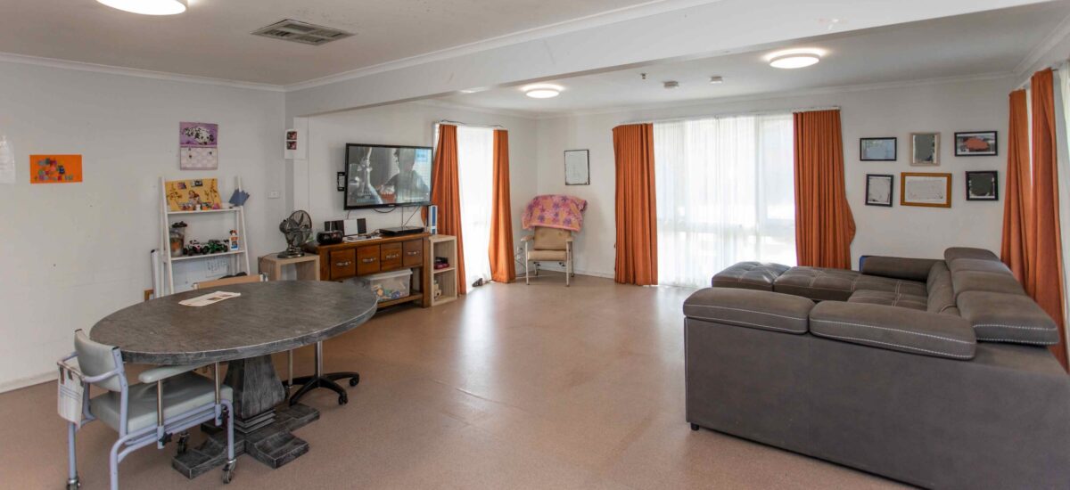 Supported Independent Living House in Bayswater – Property ID 121