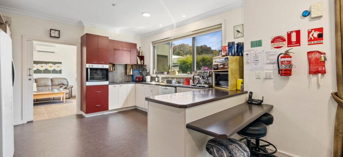 Supported Independent Living House in Kew – Property ID686